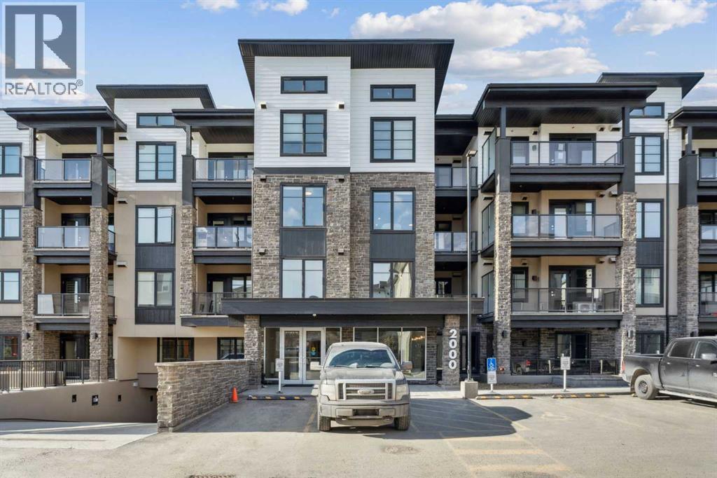 Apartment for Sale in 2307, 2117 81 Street SW|Calgary, Alberta T2H6H5 2