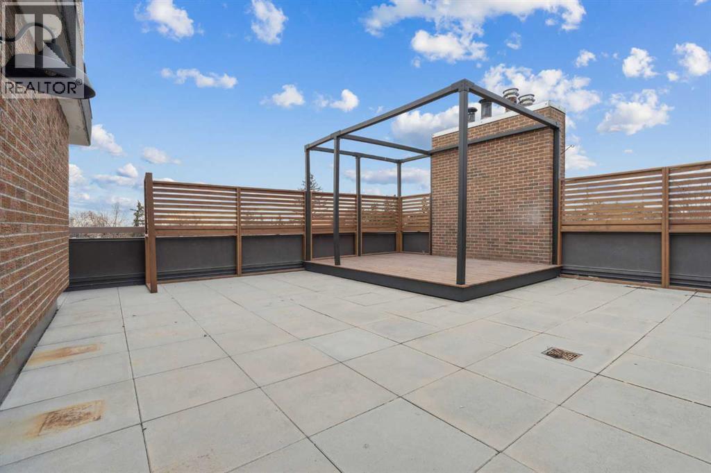 Apartment for Sale in 505, 511 56 Avenue SW|Calgary, Alberta T2V0G6 4