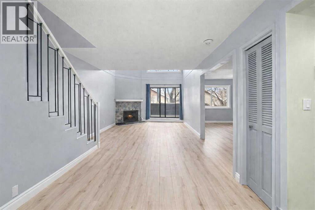 Apartment for Sale in 104, 1817 14A Street SW|Calgary, Alberta T2T3W7 3