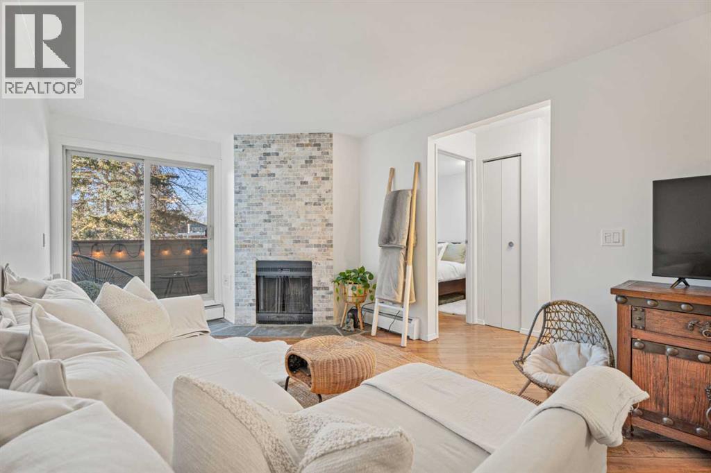 Apartment for Sale in 207, 2218 30 Street SW|Calgary, Alberta T3E2L8 4