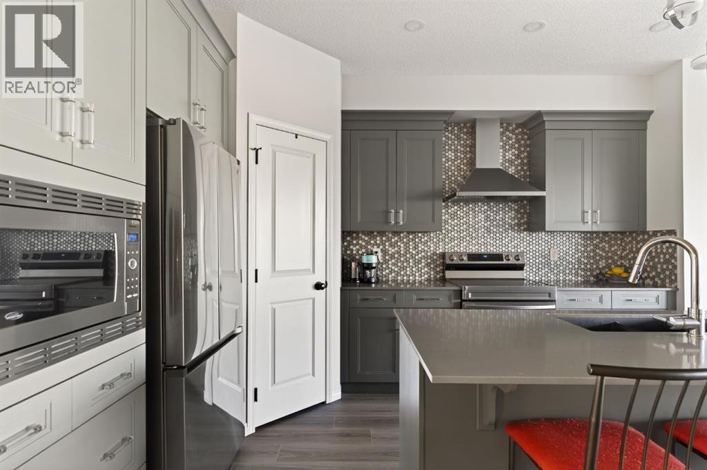 House for Sale in 247 Belmont Heath SW|Calgary, Alberta T2X4N4 5