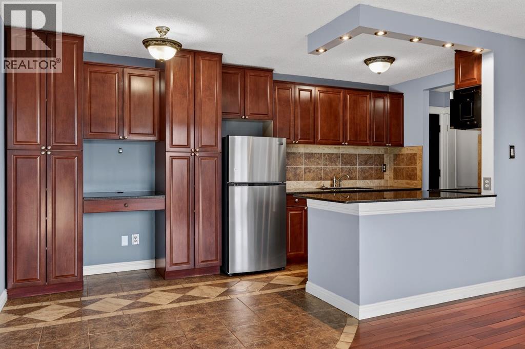 Apartment for Sale in 209, 515 57 Avenue SW|Calgary, Alberta T2V0H3 5