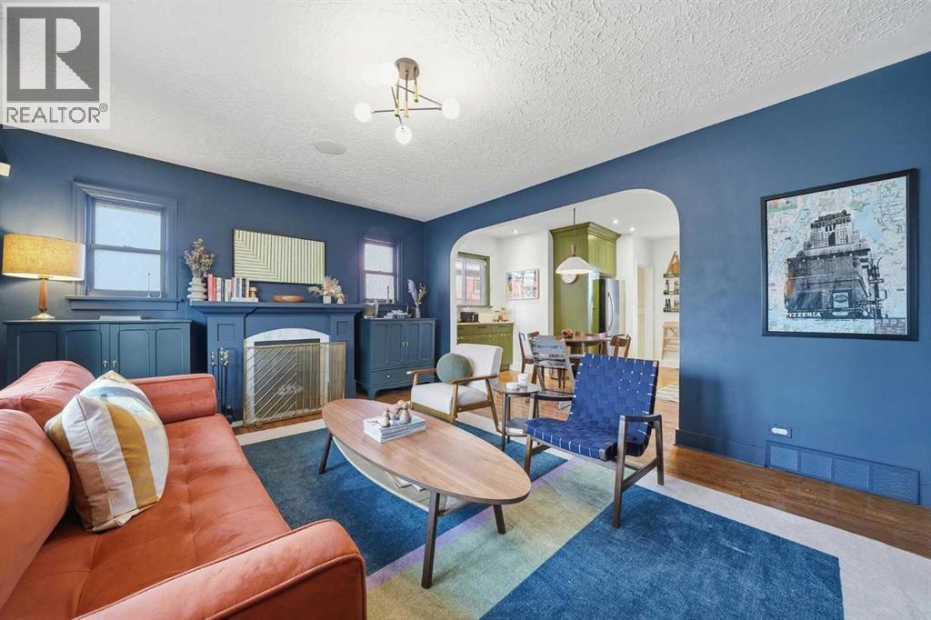 House for Sale in 3020 14 Street SW|Calgary, Alberta T2T3V7 4