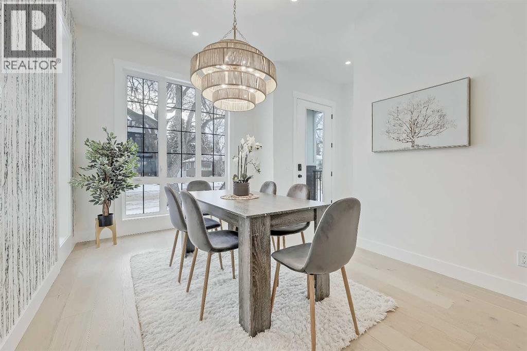 House for Sale in 1728 19 Avenue NW|Calgary, Alberta T2M1B3 5