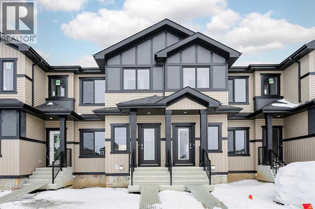 Row / Townhouse for Sale in 230 Heartwood Parade SE|Calgary, Alberta T3S0S1