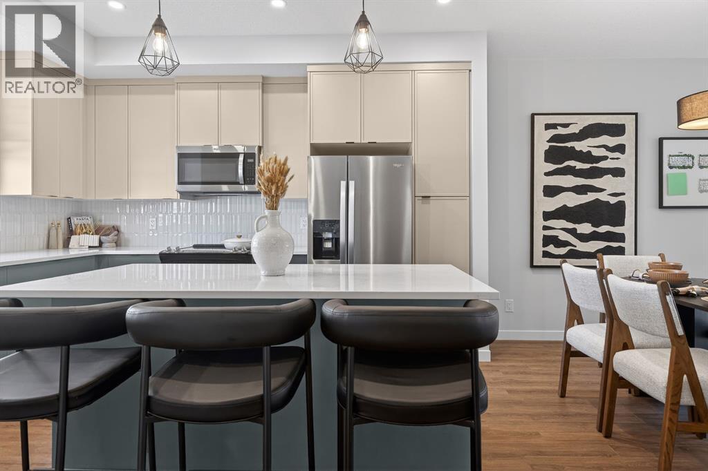 Row / Townhouse for Sale in 605, 30 Creekside Villas|Calgary, Alberta T1T1Z1 4