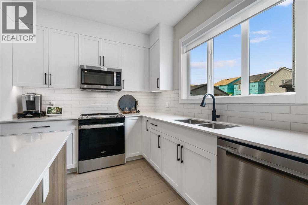 Duplex for Sale in 84 Ricardo Ranch Avenue SE|Calgary, Alberta T3M3Z4 4