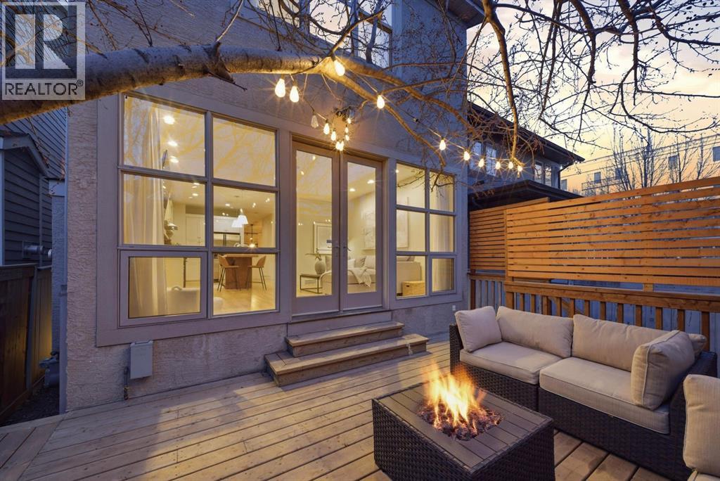 House for Sale in 5506 Henwood Street SW|Calgary, Alberta T3E6Z3 4