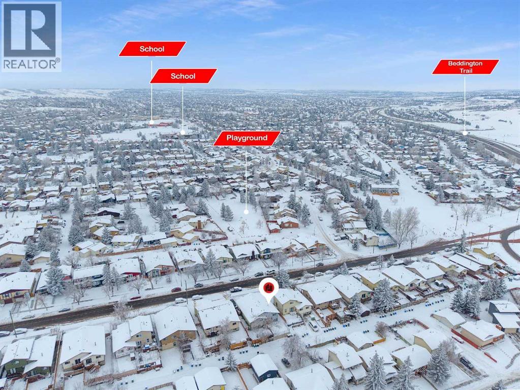 Duplex for Sale in 8420 Centre Street NE|Calgary, Alberta T3K1Y1 3