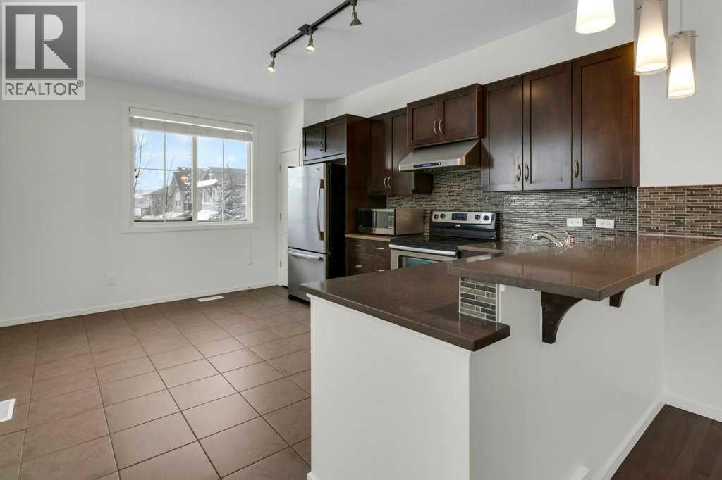 Row / Townhouse for Sale in 68 Evansview Road NW|Calgary, Alberta T3P0L2 5