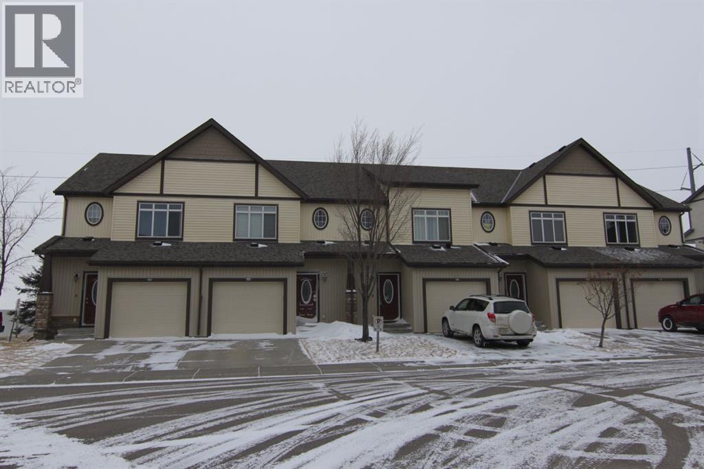 Row / Townhouse for Sale in 337 COPPERPOND Landing SE|Calgary, Alberta T2Z1G6