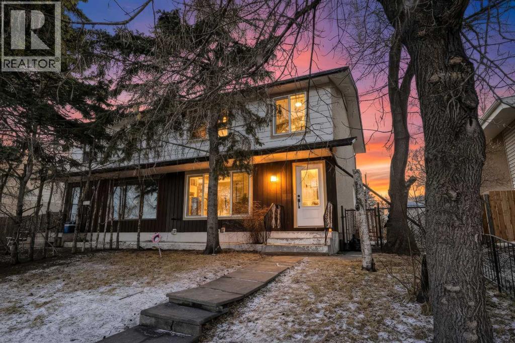 Duplex for Sale in 5610 Pensacola Crescent SE|Calgary, Alberta T2A2G6