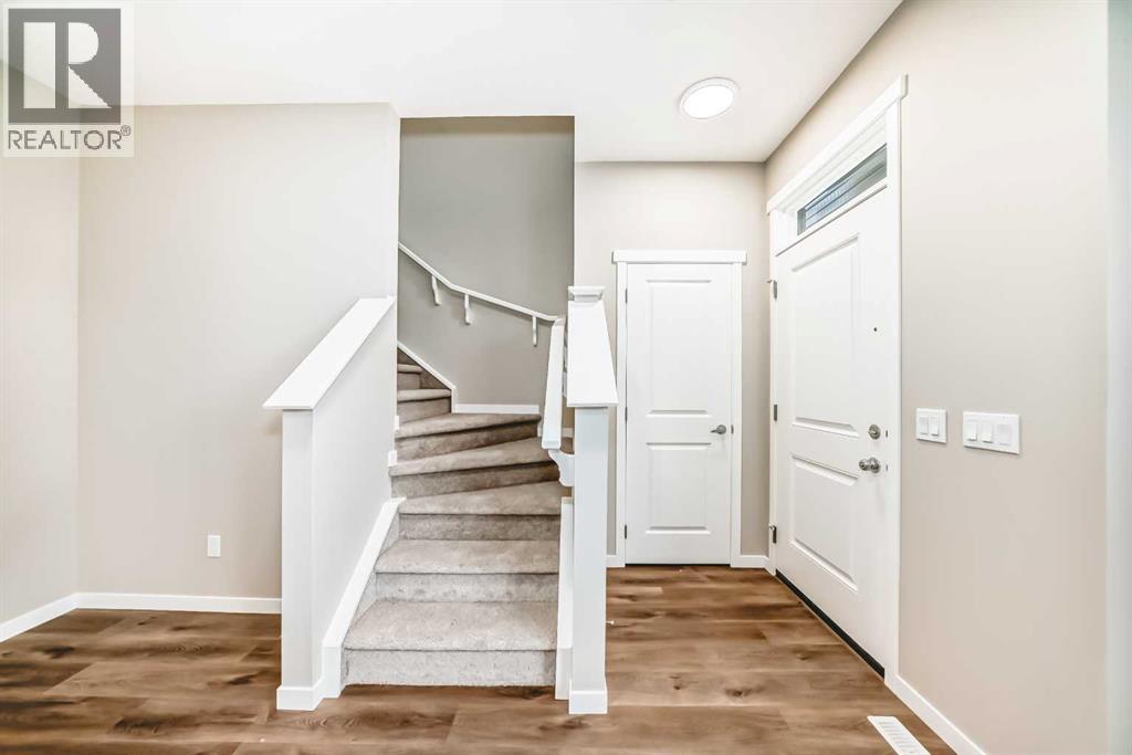 Duplex for Sale in 432 Hotchkiss Drive SE|Calgary, Alberta T3S0S9 2