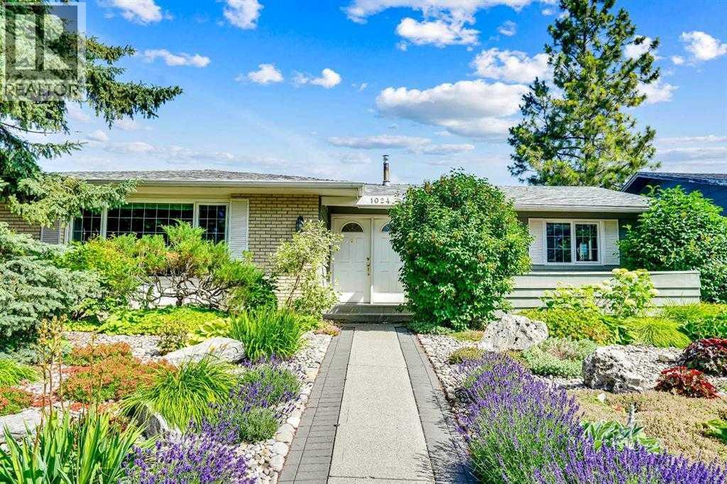 House for Sale in 1024 lake christina Way SE|Calgary, Alberta T2J2R3 5