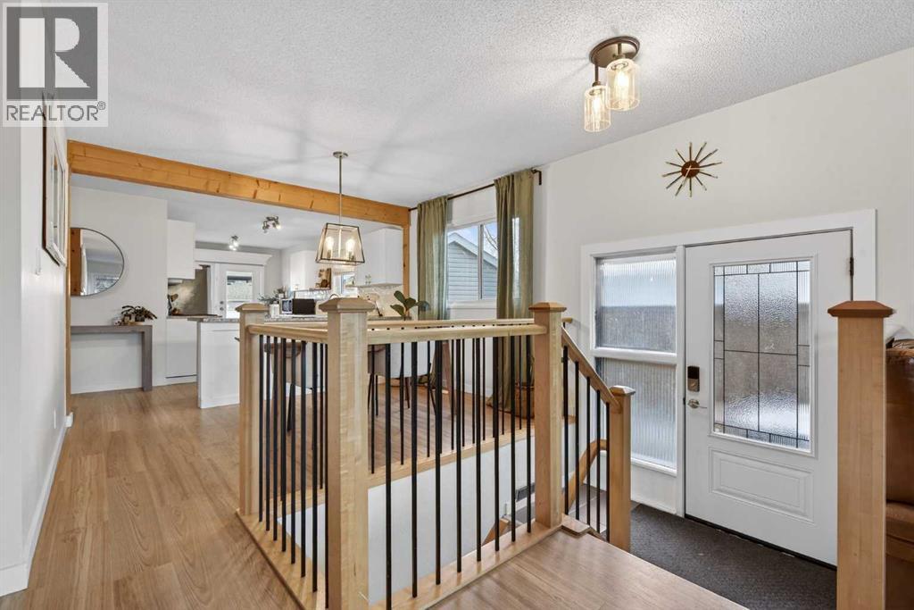 Duplex for Sale in 10 Deer Lane Bay SE|Calgary, Alberta T2J5S8 2