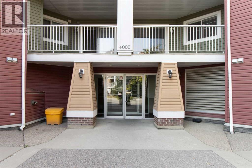 Apartment for Sale in 4104, 10 Prestwick Bay SE|Calgary, Alberta T2Z0B4 2