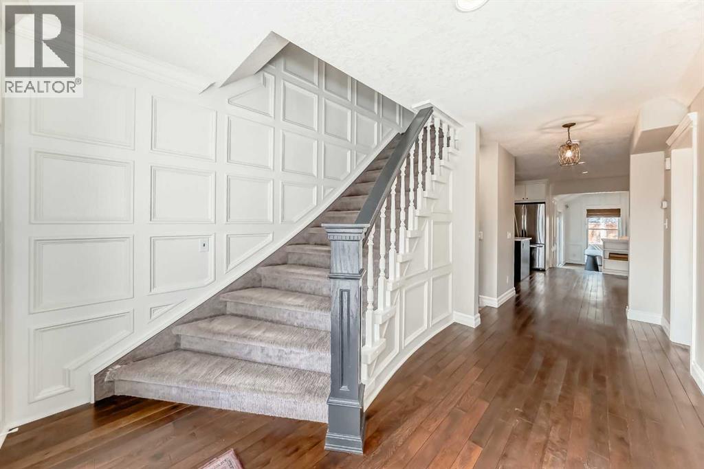 House for Sale in 36 Stradbrooke Way SW|Calgary, Alberta T3H1S5 4