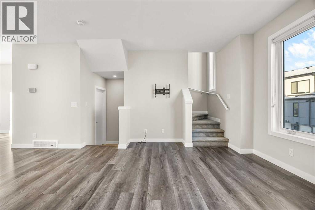 Row / Townhouse for Sale in 318 Evanscrest Square NW|Calgary, Alberta T3P1S2 4