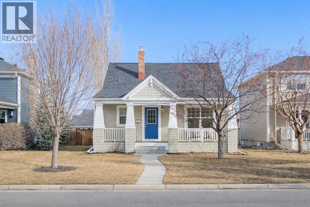 House for Sale in 4416 Quentin Court SW|Calgary, Alberta T2T6B9