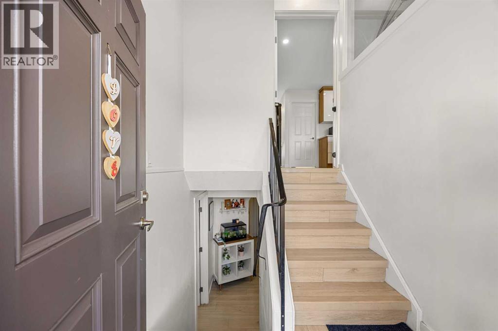 House for Sale in 123 Radley Place SE|Calgary, Alberta t2a5x5 2