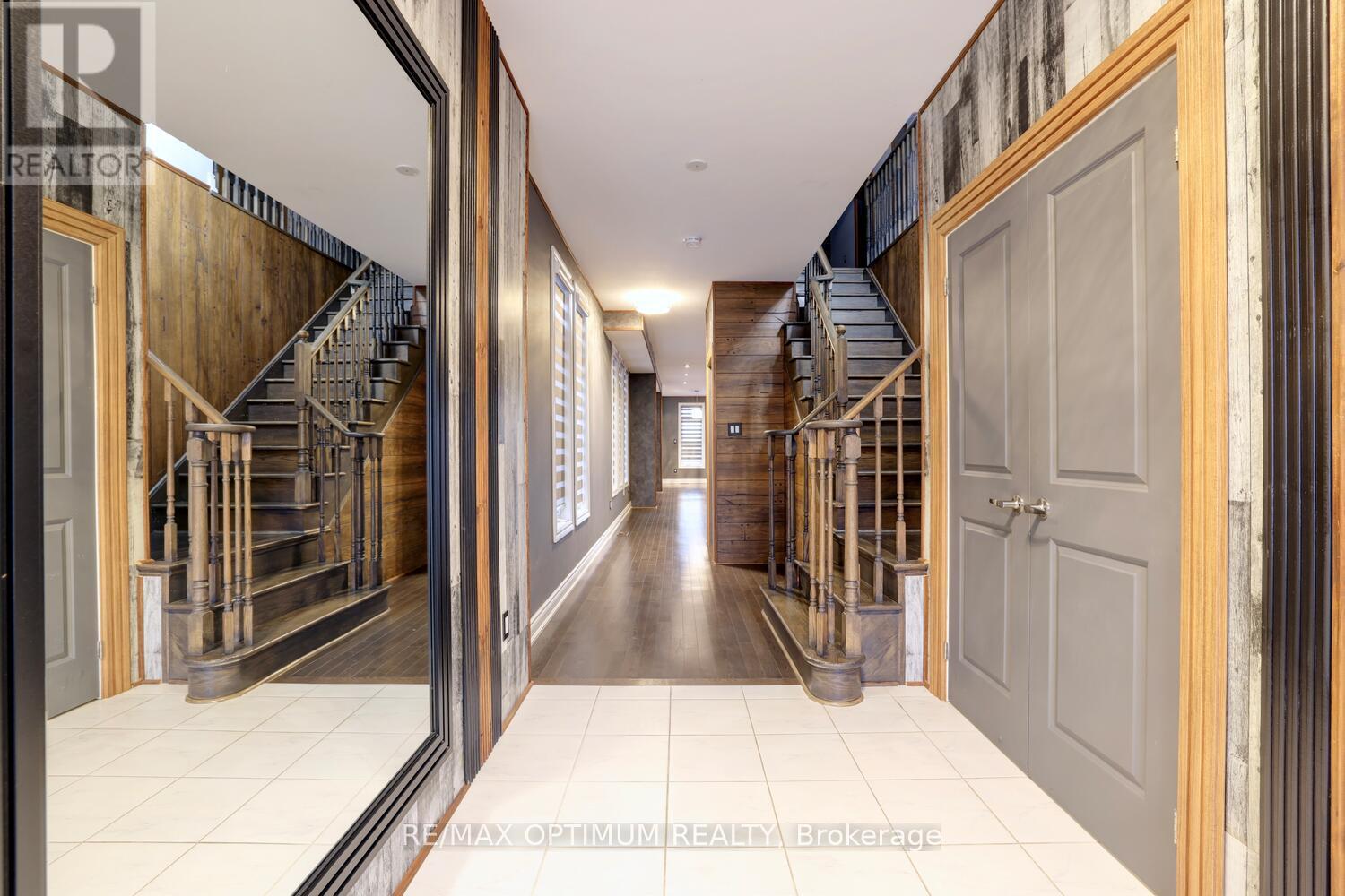 Row / Townhouse for Sale in 42 OAKMORE LANE|Brampton (Bram West), Ontario L6Y6H5 5