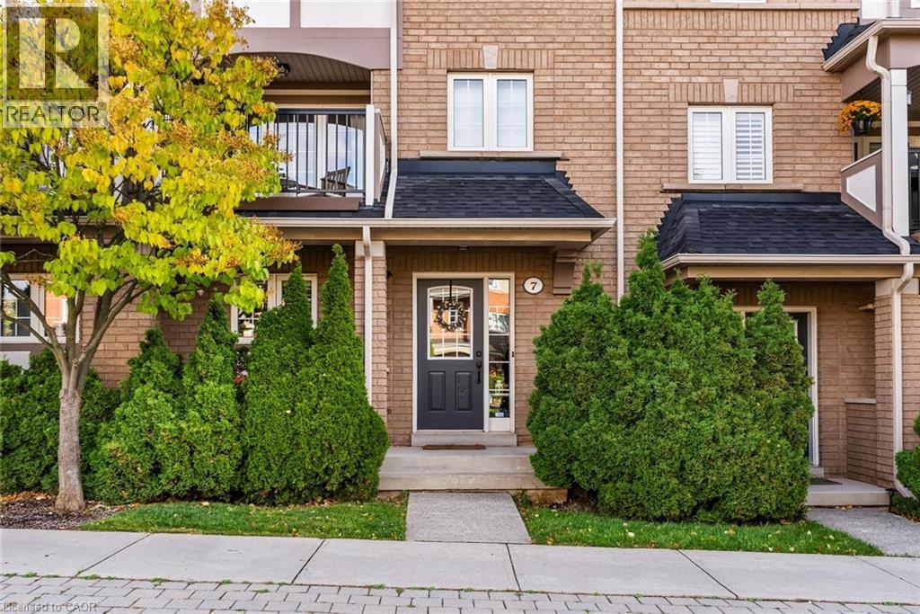 Row / Townhouse for Sale in 2321 PARKHAVEN Boulevard Unit# 7|Oakville, Ontario L6H7S3 4