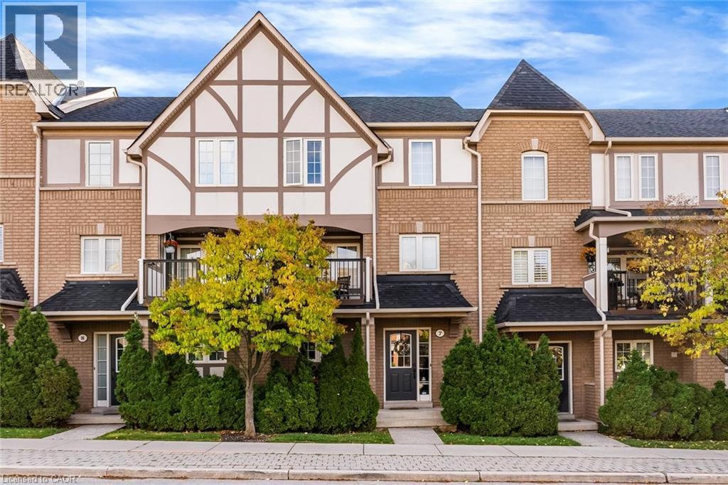 Row / Townhouse for Sale in 2321 PARKHAVEN Boulevard Unit# 7|Oakville, Ontario L6H7S3