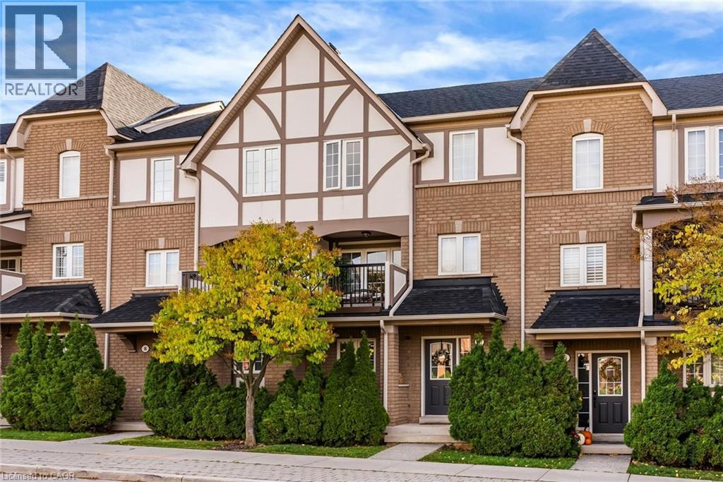 Row / Townhouse for Sale in 2321 PARKHAVEN Boulevard Unit# 7|Oakville, Ontario L6H7S3 3