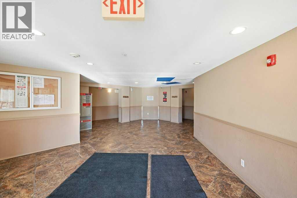 Apartment for Sale in 3305, 60 Panatella Street NW|Calgary, Alberta T3K0M3 3