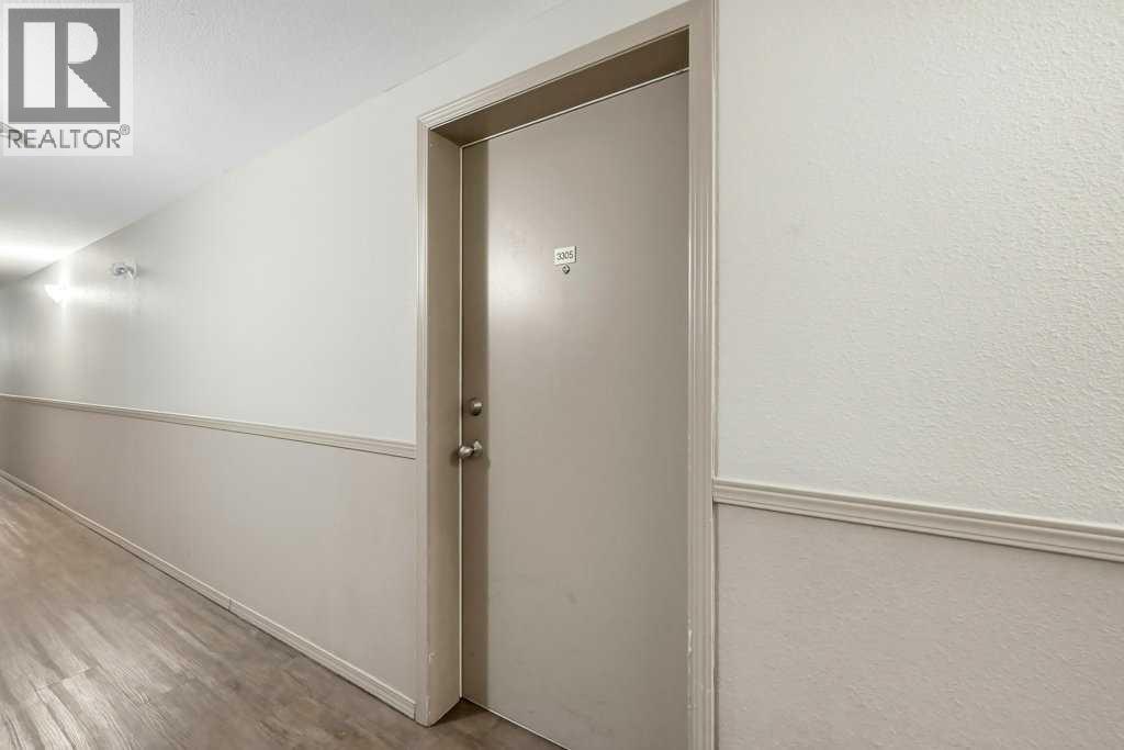 Apartment for Sale in 3305, 60 Panatella Street NW|Calgary, Alberta T3K0M3 4