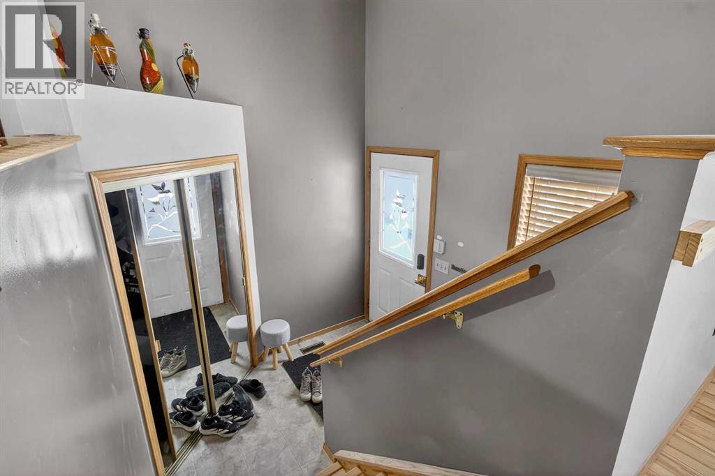 House for Sale in 40 Erin Circle SE|Calgary, Alberta T2B3H9 4