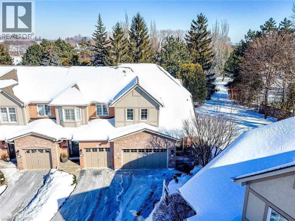 Row / Townhouse for Sale in 1050 GRAND Boulevard Unit# 16|Oakville, Ontario L6H2S5 2