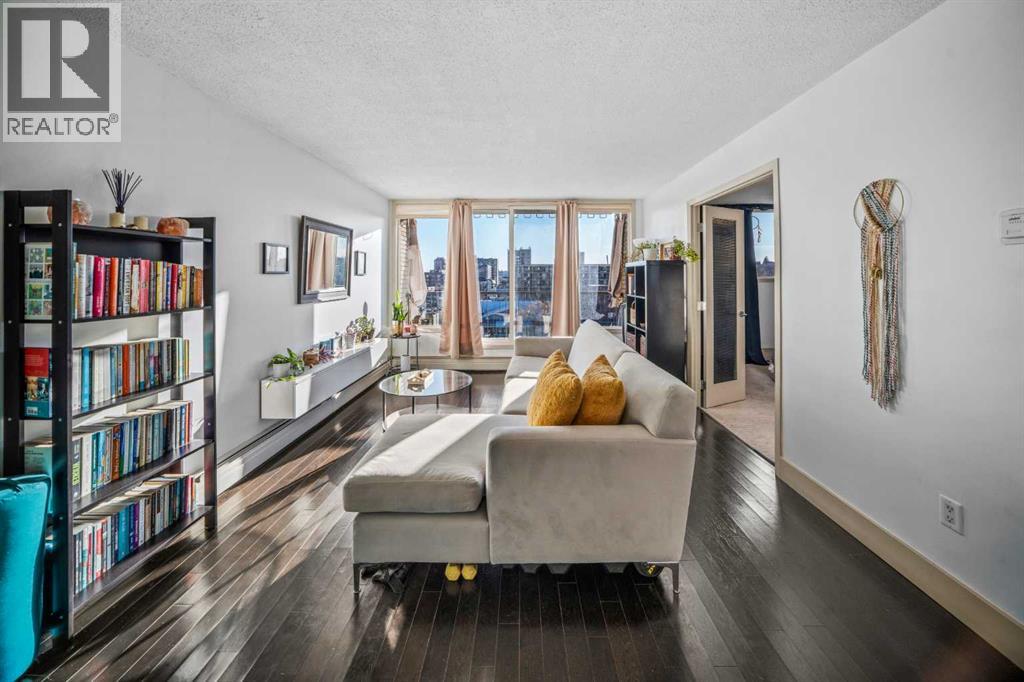 Apartment for Sale in 504, 505 19 Avenue SW|Calgary, Alberta T2S0E4 2