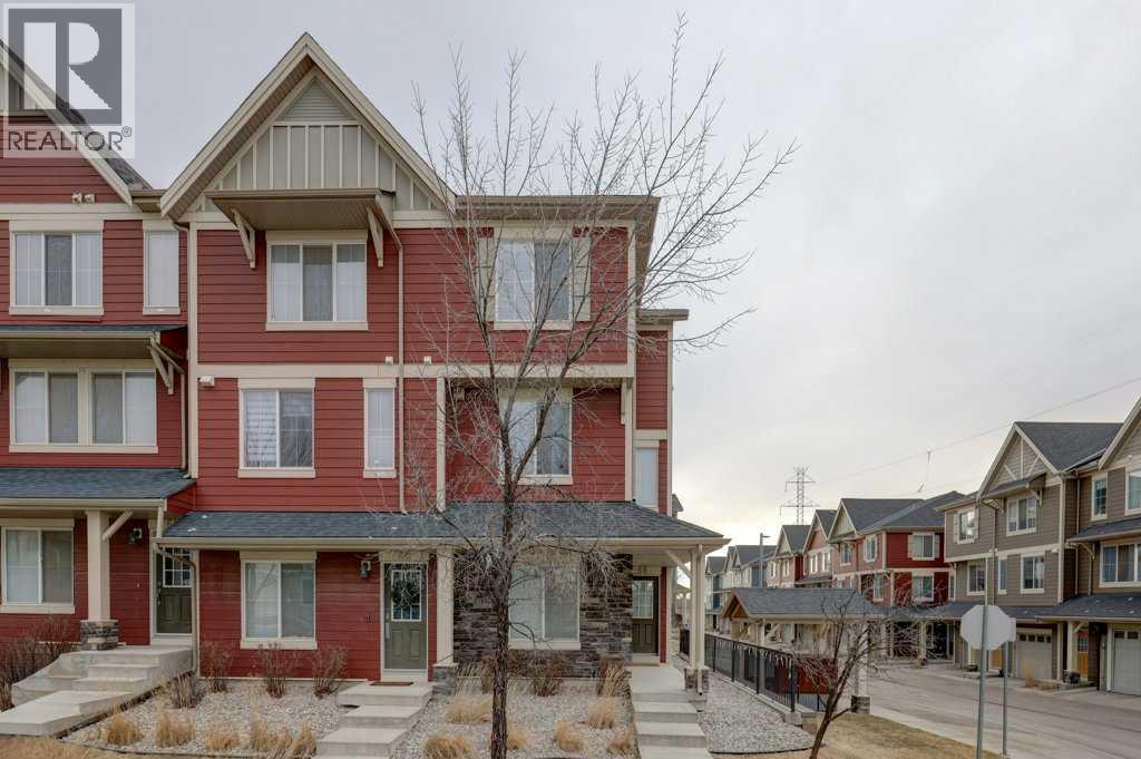 Row / Townhouse for Sale in 68 Evansview Road NW|Calgary, Alberta T3P0L2