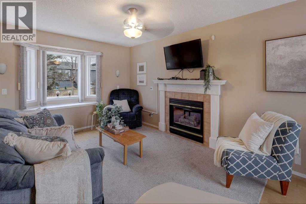 House for Sale in 135 Coverdale Court NE|Calgary, Alberta T3K4J7 5