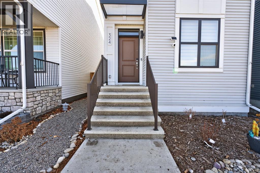 House for Sale in 324 Hotchkiss Drive SE|Calgary, Alberta T3S0J9 4