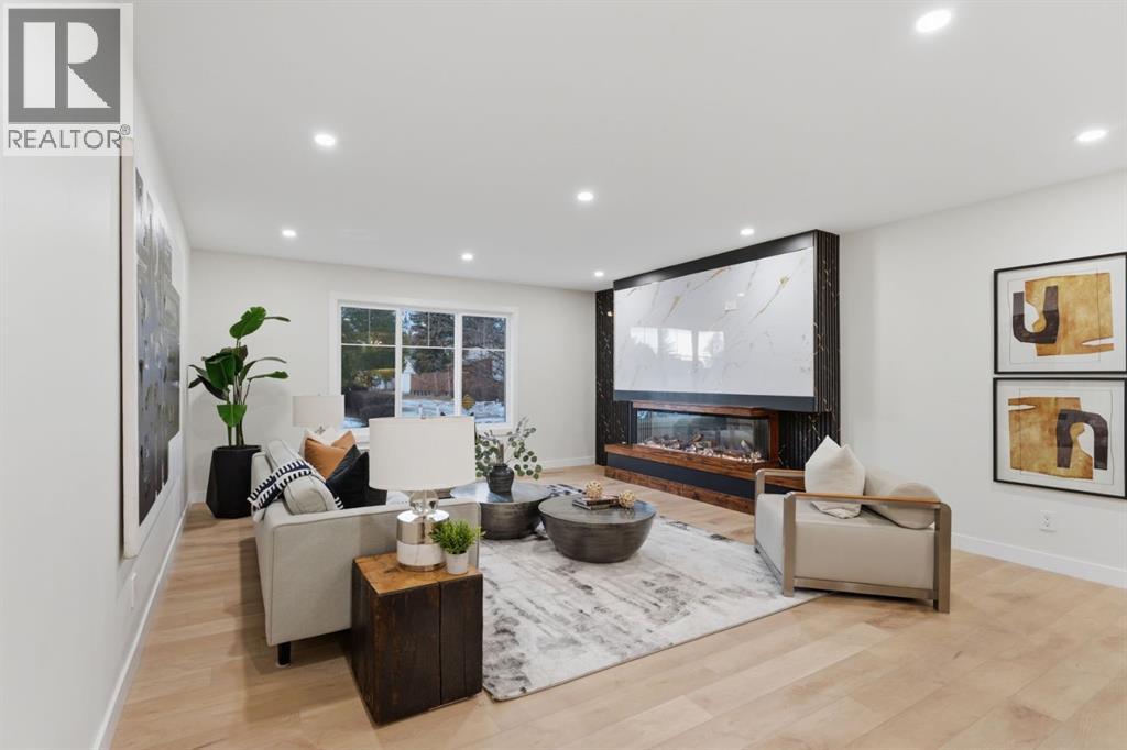 House for Sale in 11039 Brae Road SW|Calgary, Alberta T2W1E2 3