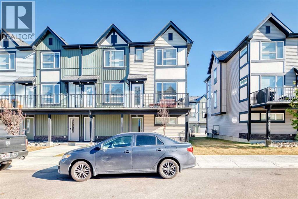 Row / Townhouse for Sale in 30 Evanscrest Park NW|Calgary, Alberta T3P1R3 2