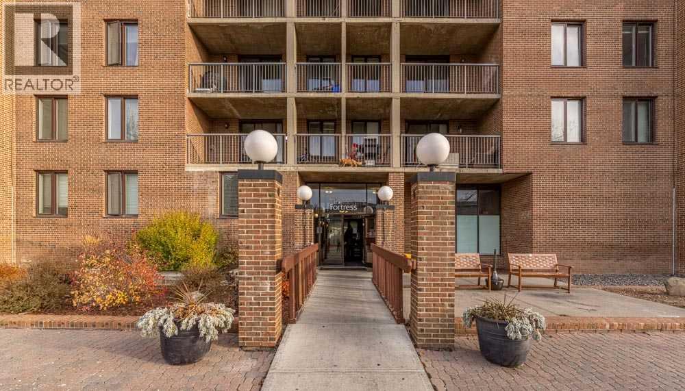 Apartment for Sale in 1709, 4944 Dalton Drive NW|Calgary, Alberta T3A2E6 3