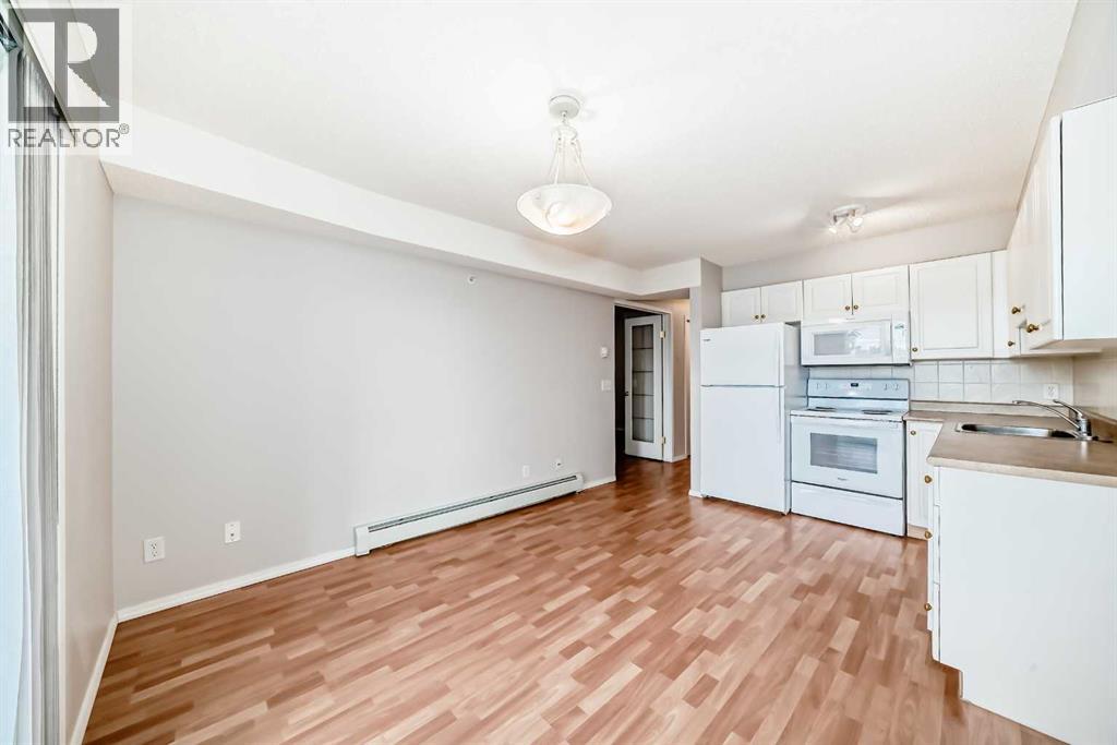 Apartment for Sale in 1322, 2371 Eversyde Avenue SW|Calgary, Alberta T2Y5B7 3