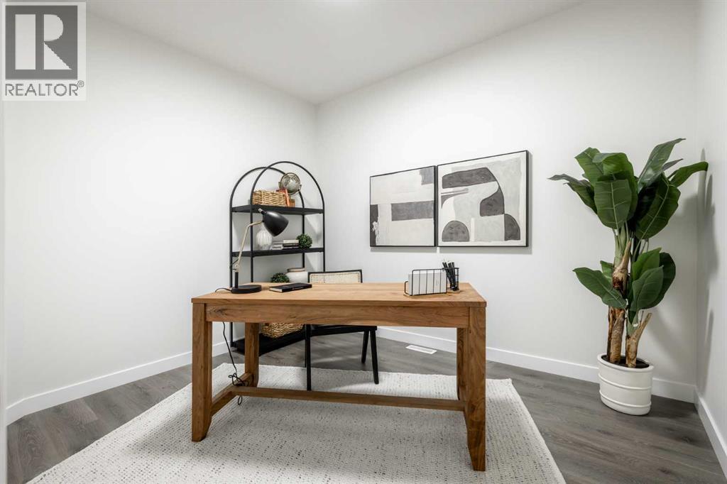 House for Sale in 178 Sora Way SE|Calgary, Alberta T3S0V3 5