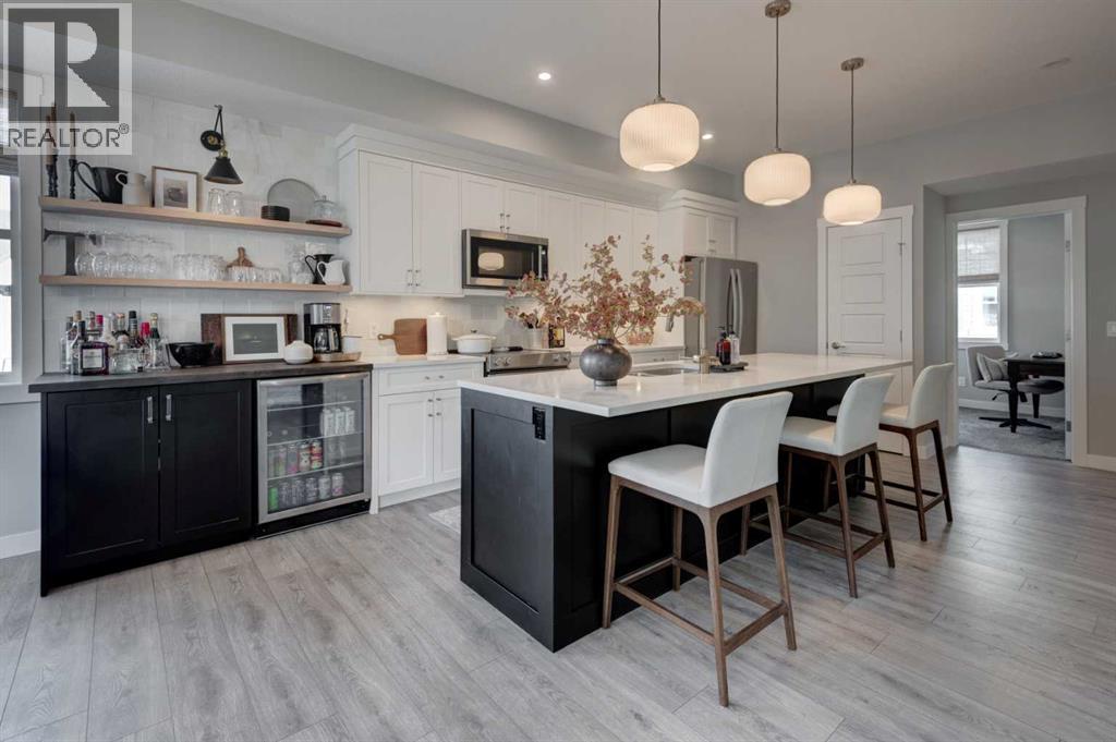 Row / Townhouse for Sale in 405 Cranbrook Walk SE|Calgary, Alberta T3M2V5