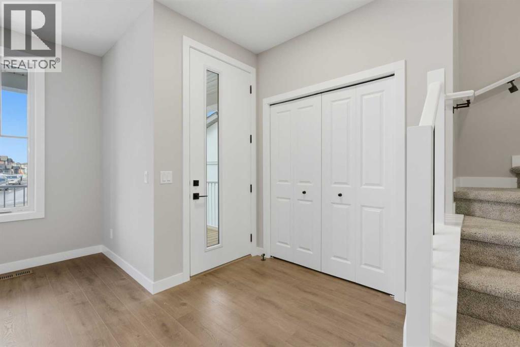 House for Sale in 51 Belvedere Crescent SE|Calgary, Alberta T2A7Z9 3