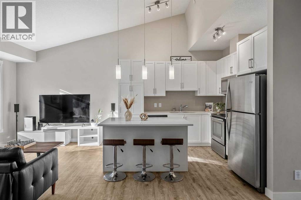 Row / Townhouse for Sale in 124 Livingston Common NE|Calgary, Alberta T3P1K1 2