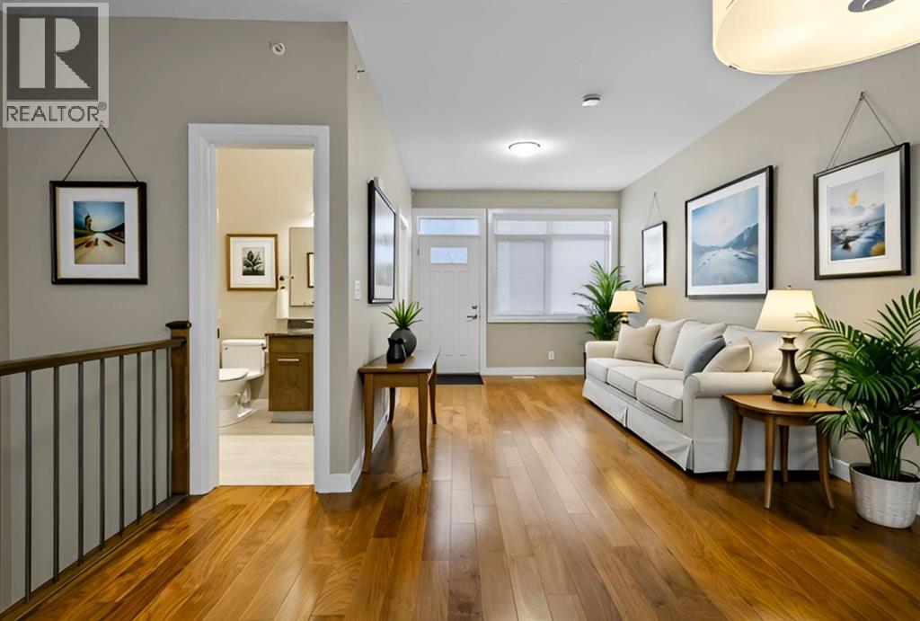 Apartment for Sale in 402, 476 14 Street NW|Calgary, Alberta T2N1Z7 5