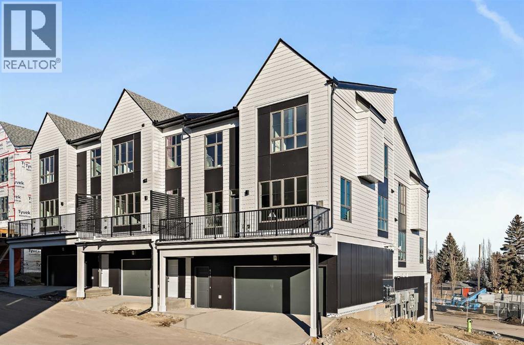 Row / Townhouse for Sale in 618 Sovereign Common SW|Calgary, Alberta T3C3Y3