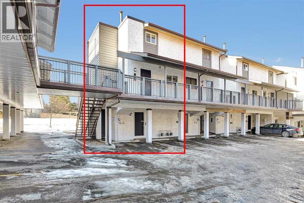 Row / Townhouse for Sale in 1612, 2520 Palliser Drive SW|Calgary, Alberta T2V4S9 5