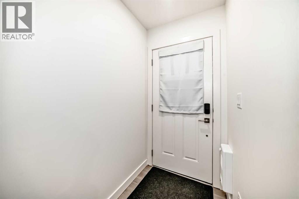 Row / Townhouse for Sale in 41, 2117 81 Street SW|Calgary, Alberta T3H6H5 5