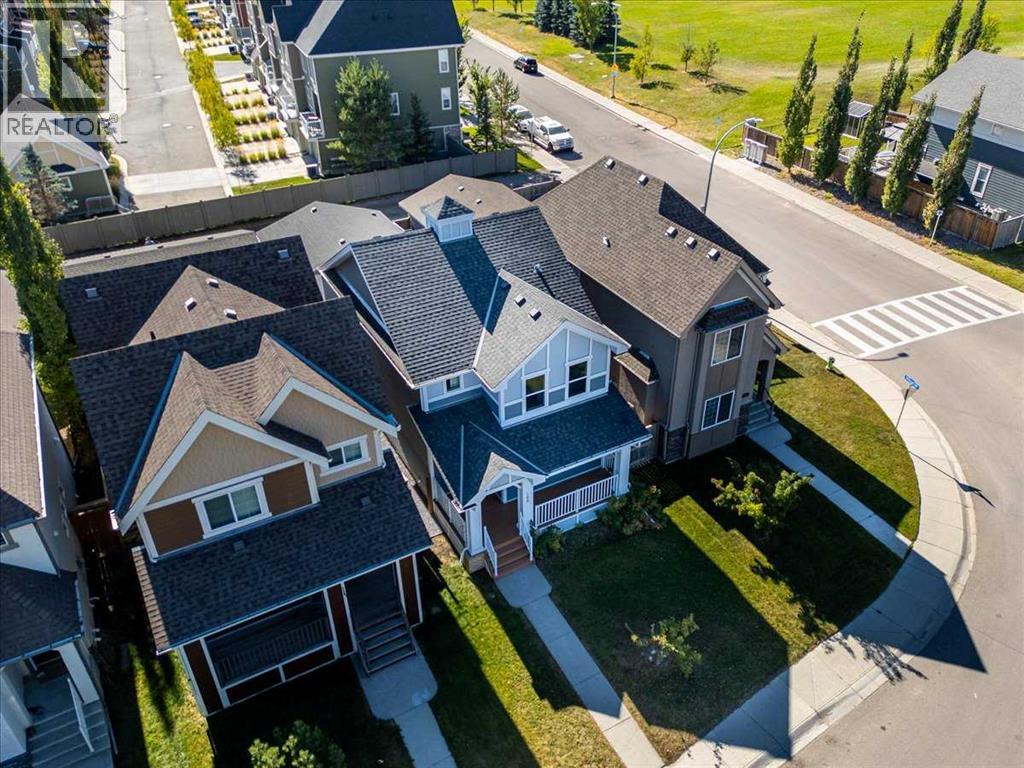 House for Sale in 195 Marquis Common SE|Calgary, Alberta T3M1N6 3