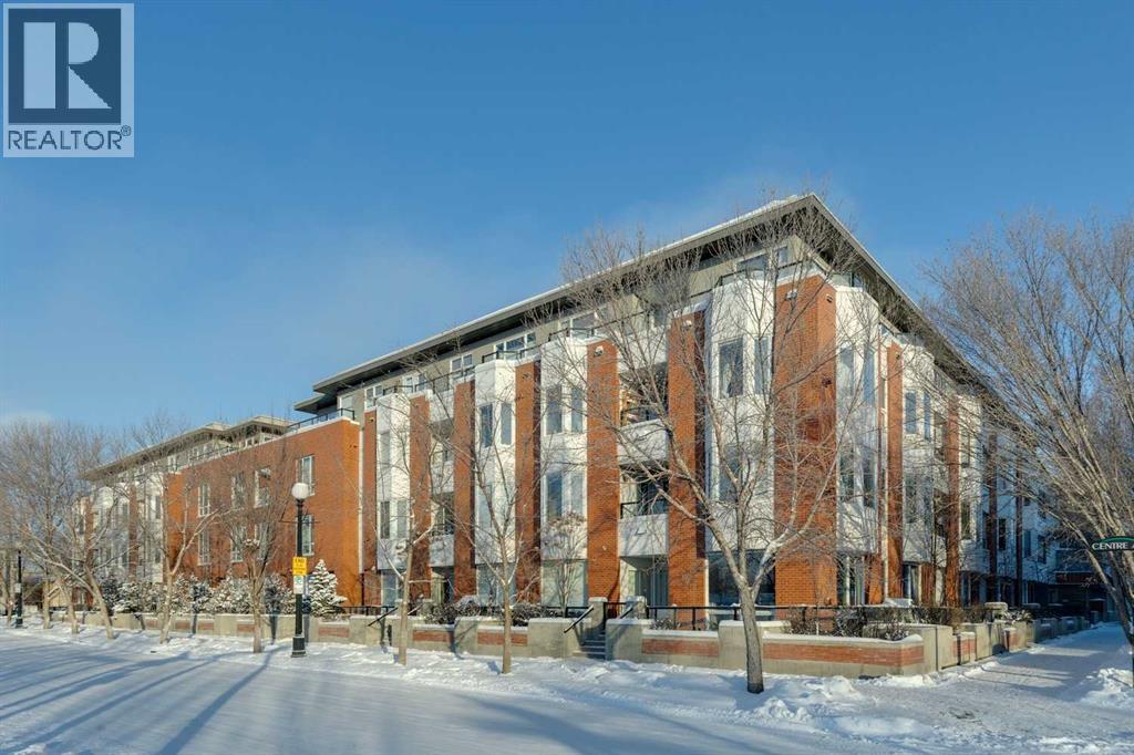 Apartment for Sale in 202, 880 Centre Avenue NE|Calgary, Alberta T2E9C3 2